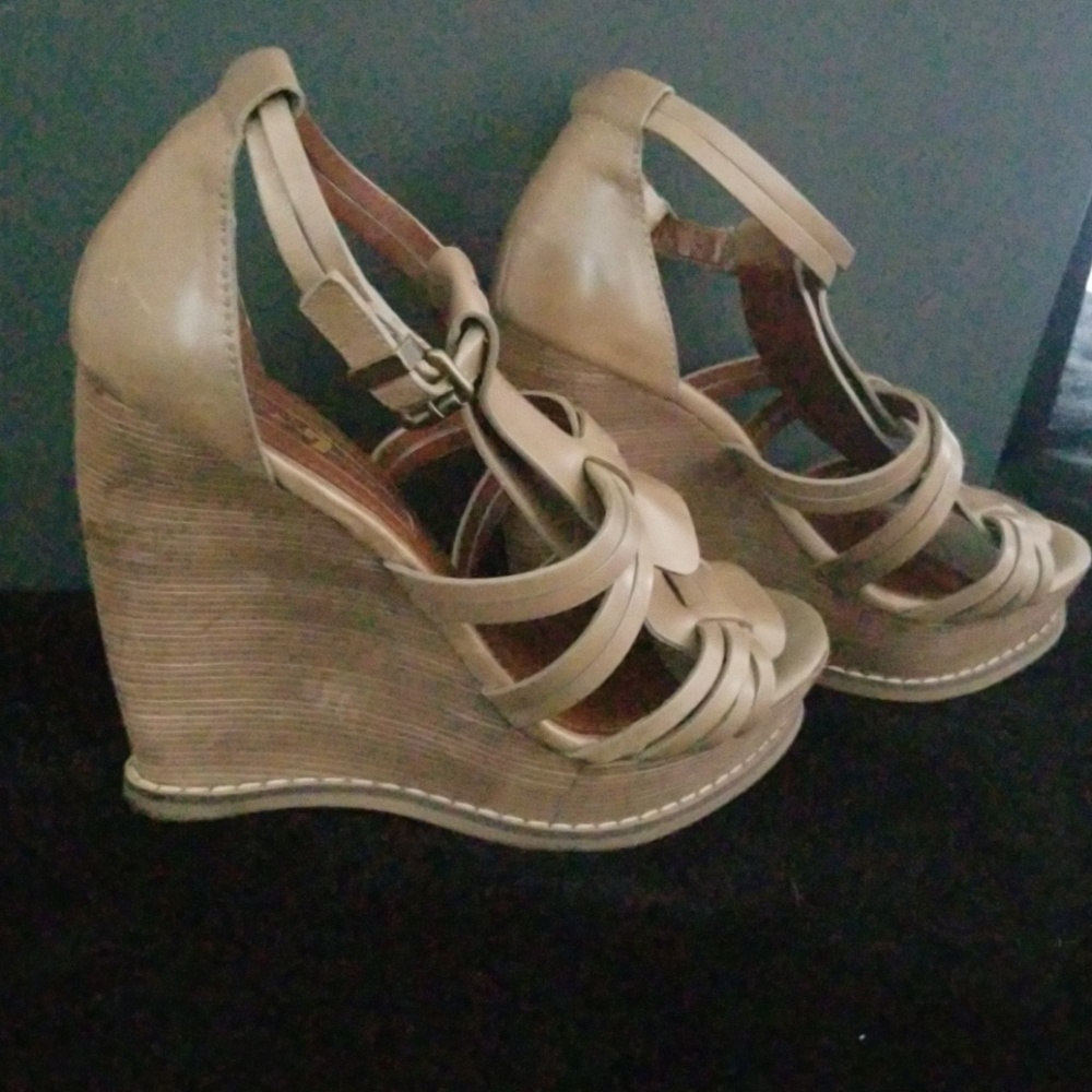 7 For All Mankind Rhemy wedge sandle - Picture 4 of 6